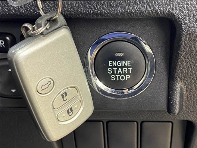 2016 TOYOTA LAND CRUISER PRADO